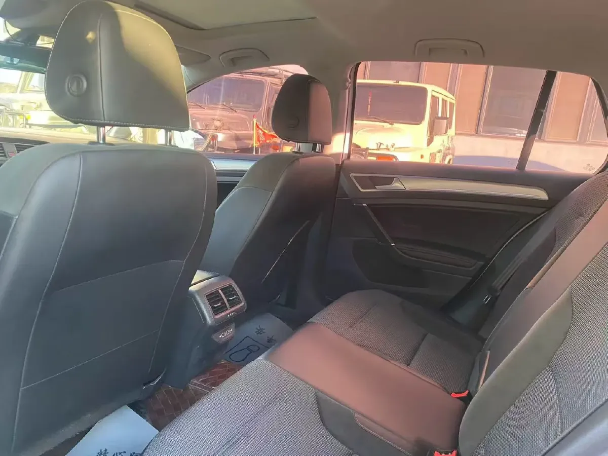 2020 Volkswagen Golf 1.4T 150HP L4 7DCT,autocango,china used car exporter,china ev exporter,chinese used car exporter,chinese used ev exporter