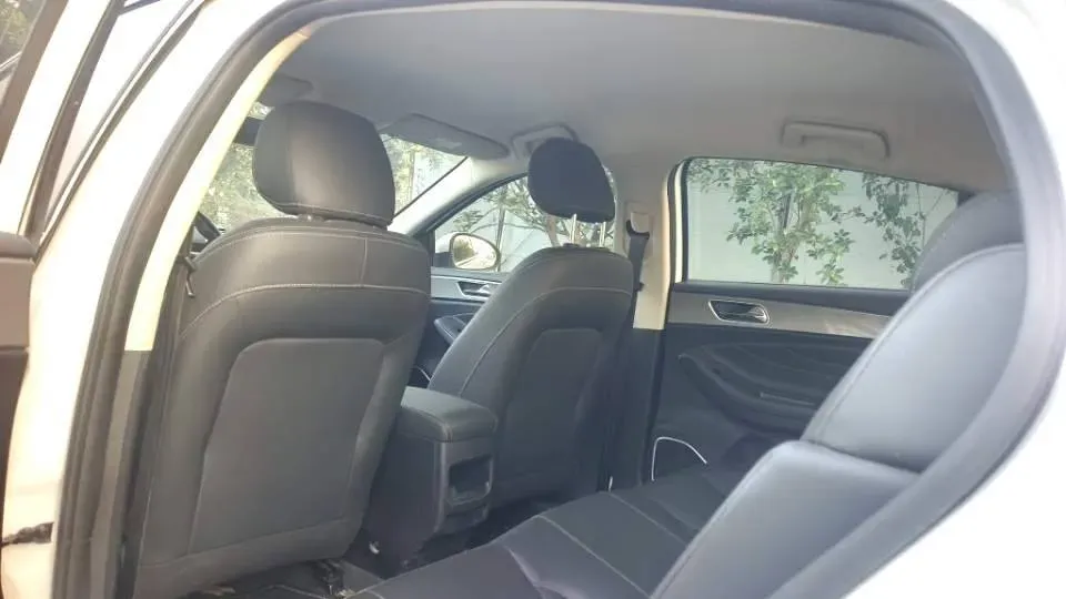 2020 Chery Arrizo 5 1.5L 116HP L4 5MT,autocango,china used car exporter,china ev exporter,chinese used car exporter,chinese used ev exporter