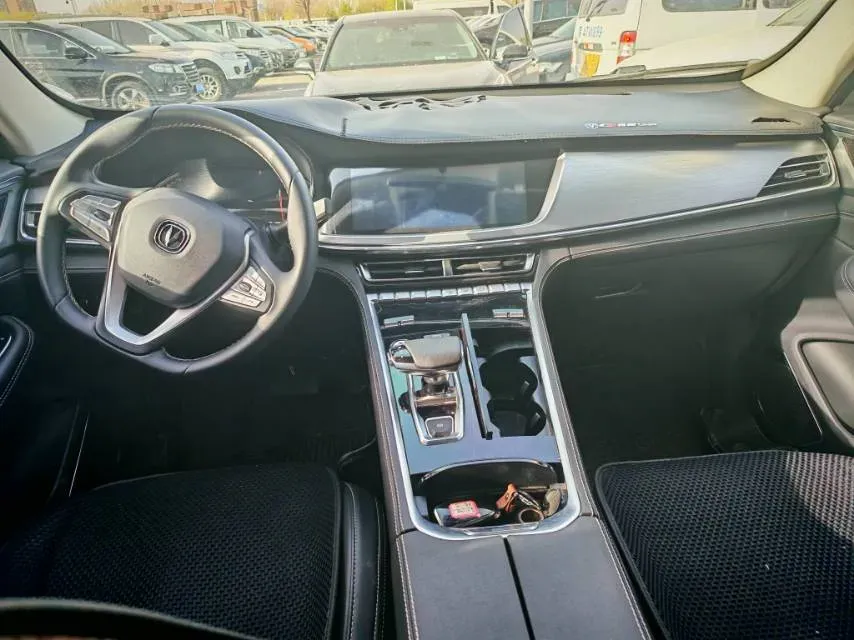 2021 ChangAn CS85 Coupe 2.0T 233HP L4 8AT,autocango,china used car exporter,china ev exporter,chinese used car exporter,chinese used ev exporter