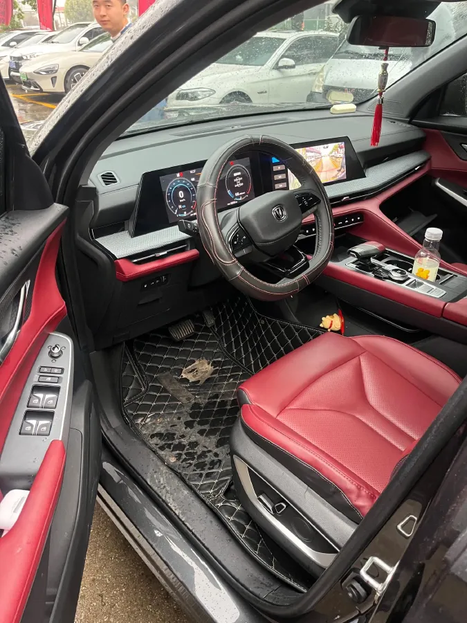 2022 ChangAn CS75 Plus 1.5T 188HP L4 8AT,autocango,china used car exporter,china ev exporter,chinese used car exporter,chinese used ev exporter