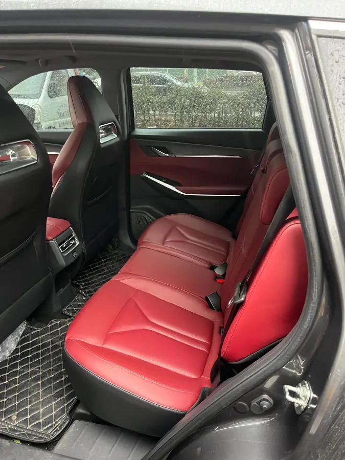 2022 ChangAn CS75 Plus 1.5T 188HP L4 8AT,autocango,china used car exporter,china ev exporter,chinese used car exporter,chinese used ev exporter