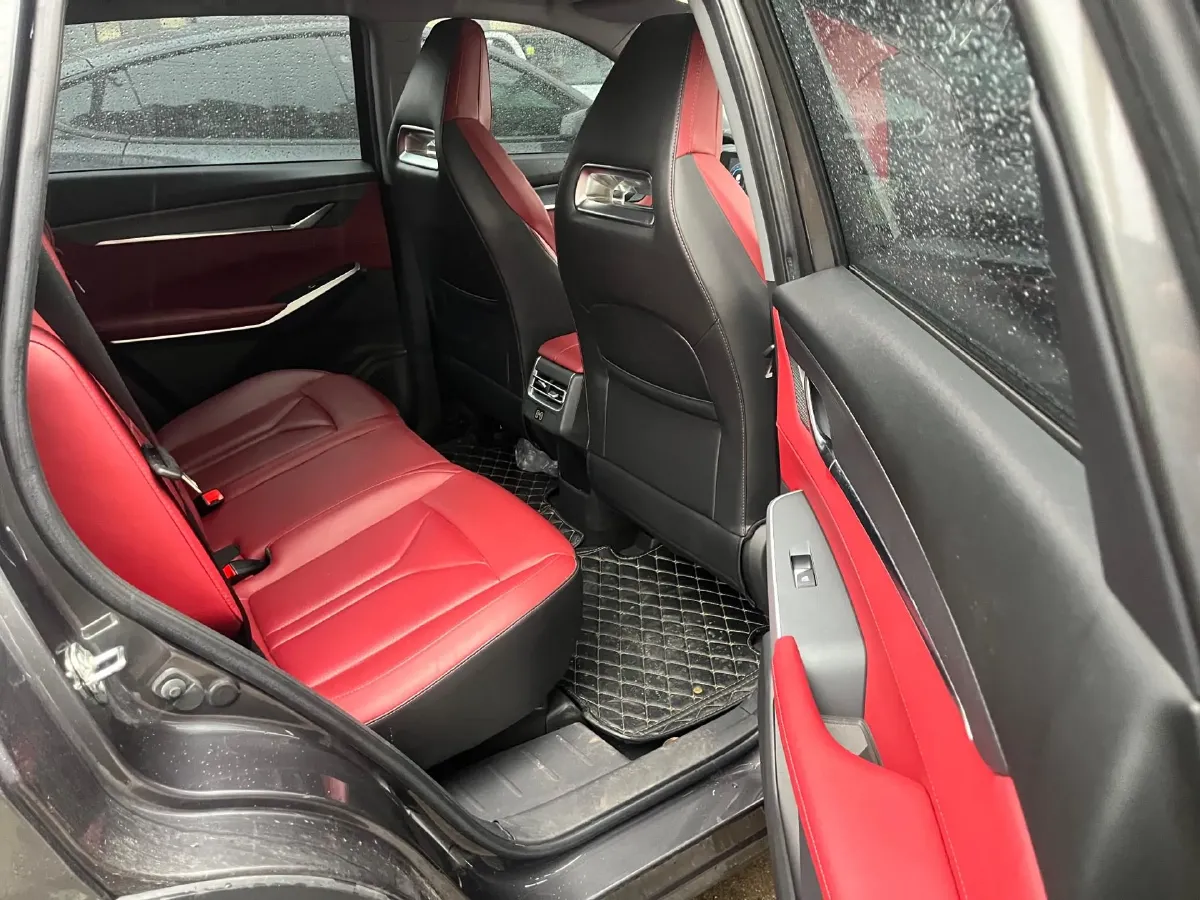 2022 ChangAn CS75 Plus 1.5T 188HP L4 8AT,autocango,china used car exporter,china ev exporter,chinese used car exporter,chinese used ev exporter