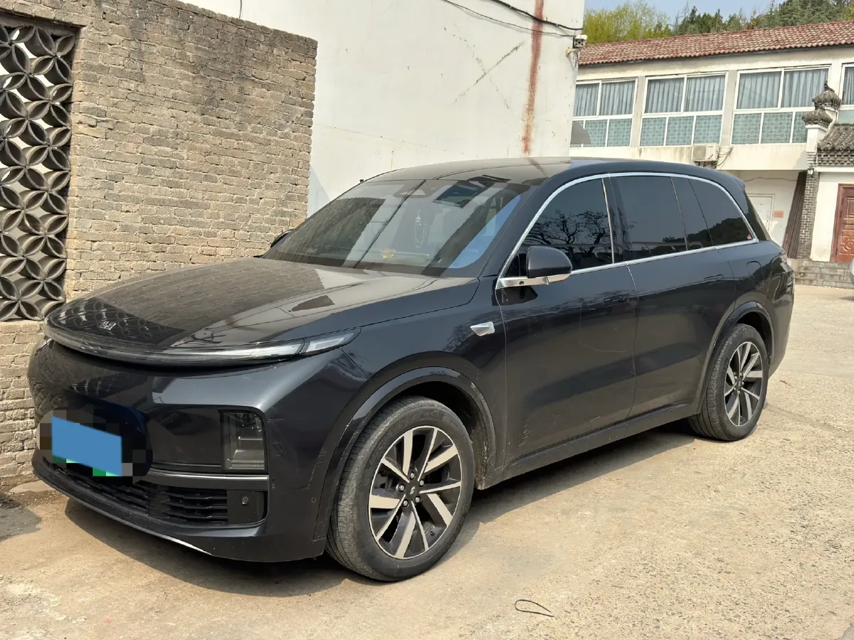 2023 Li L8 Range Extended 154HP REEV 40.9KWH,autocango,china used car exporter,china ev exporter,chinese used car exporter,chinese used ev exporter