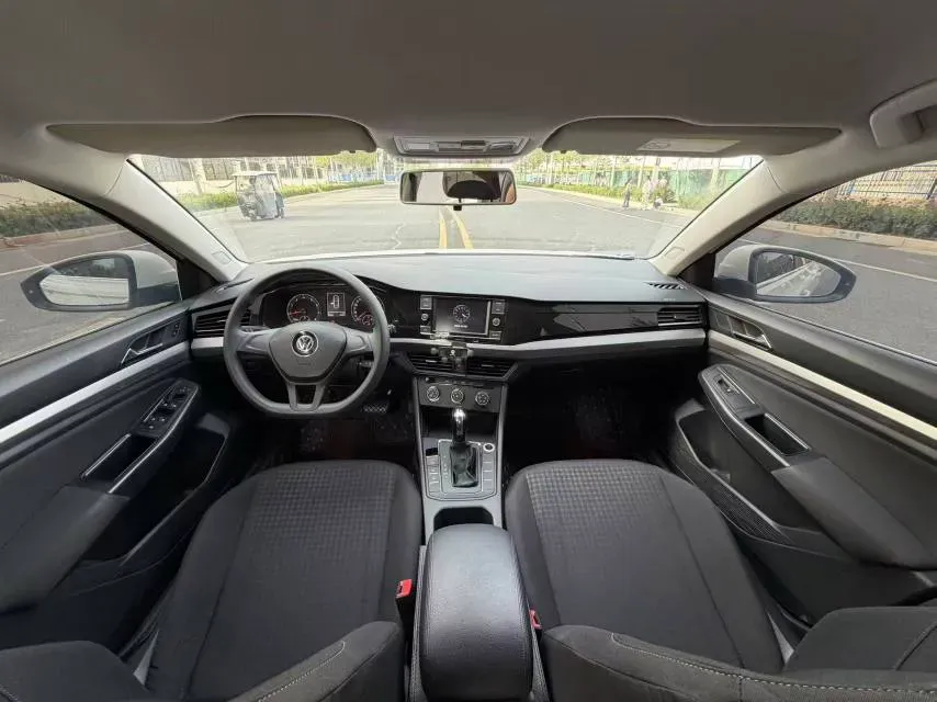 2019 Bestune T77 1.2T 143HP L4 7DCT,autocango,china used car exporter,china ev exporter,chinese used car exporter,chinese used ev exporter