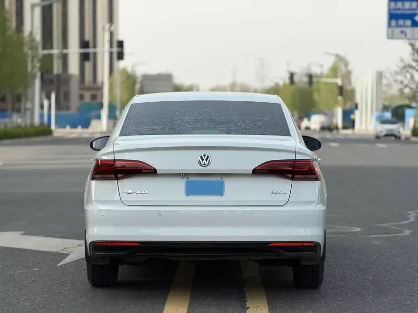 2019 Bestune T77 1.2T 143HP L4 7DCT,autocango,china used car exporter,china ev exporter,chinese used car exporter,chinese used ev exporter