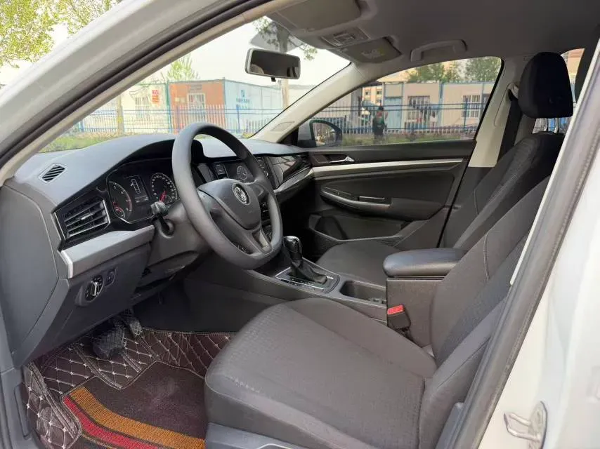 2019 Bestune T77 1.2T 143HP L4 7DCT,autocango,china used car exporter,china ev exporter,chinese used car exporter,chinese used ev exporter