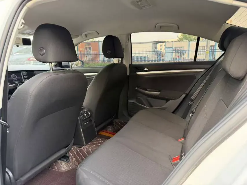 2019 Bestune T77 1.2T 143HP L4 7DCT,autocango,china used car exporter,china ev exporter,chinese used car exporter,chinese used ev exporter