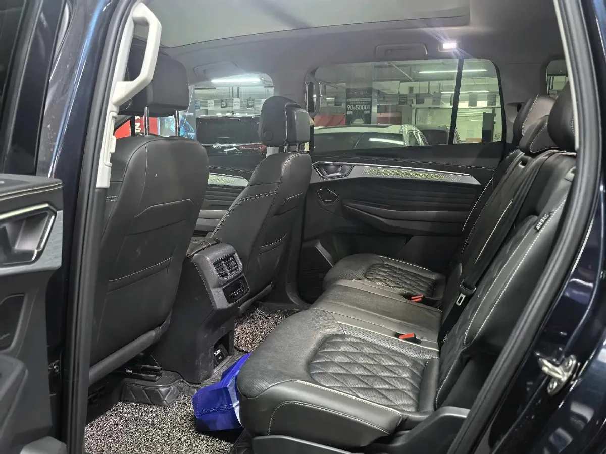 2021 Volkswagen Talagon 2.0T 220HP L4 7DCT,autocango,china used car exporter,china ev exporter,chinese used car exporter,chinese used ev exporter