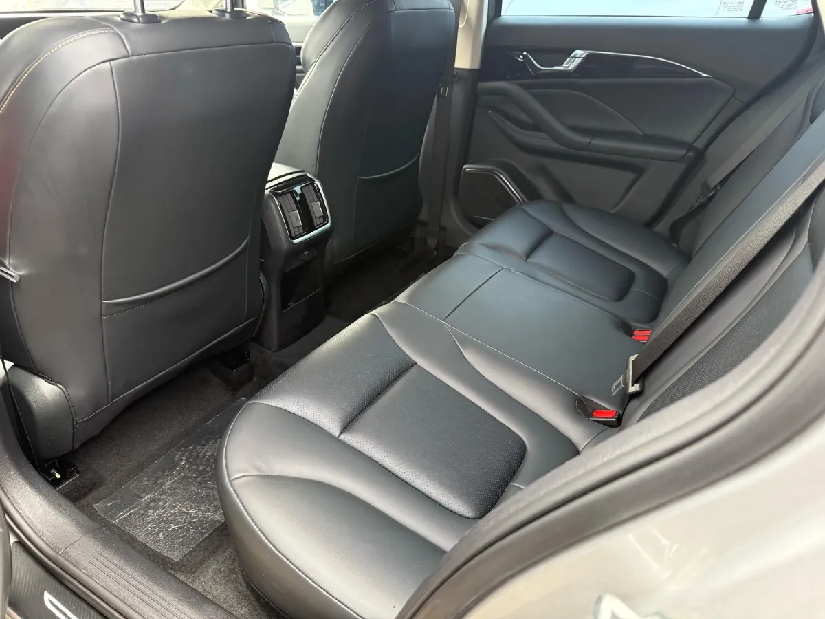 2024 Bestune B70 1.5T 169HP L4 7DCT,autocango,china used car exporter,china ev exporter,chinese used car exporter,chinese used ev exporter