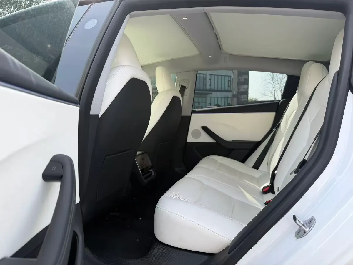 2023 Buick EnvisionPlus 2.0T 237HP L4 9AT,autocango,china used car exporter,china ev exporter,chinese used car exporter,chinese used ev exporter