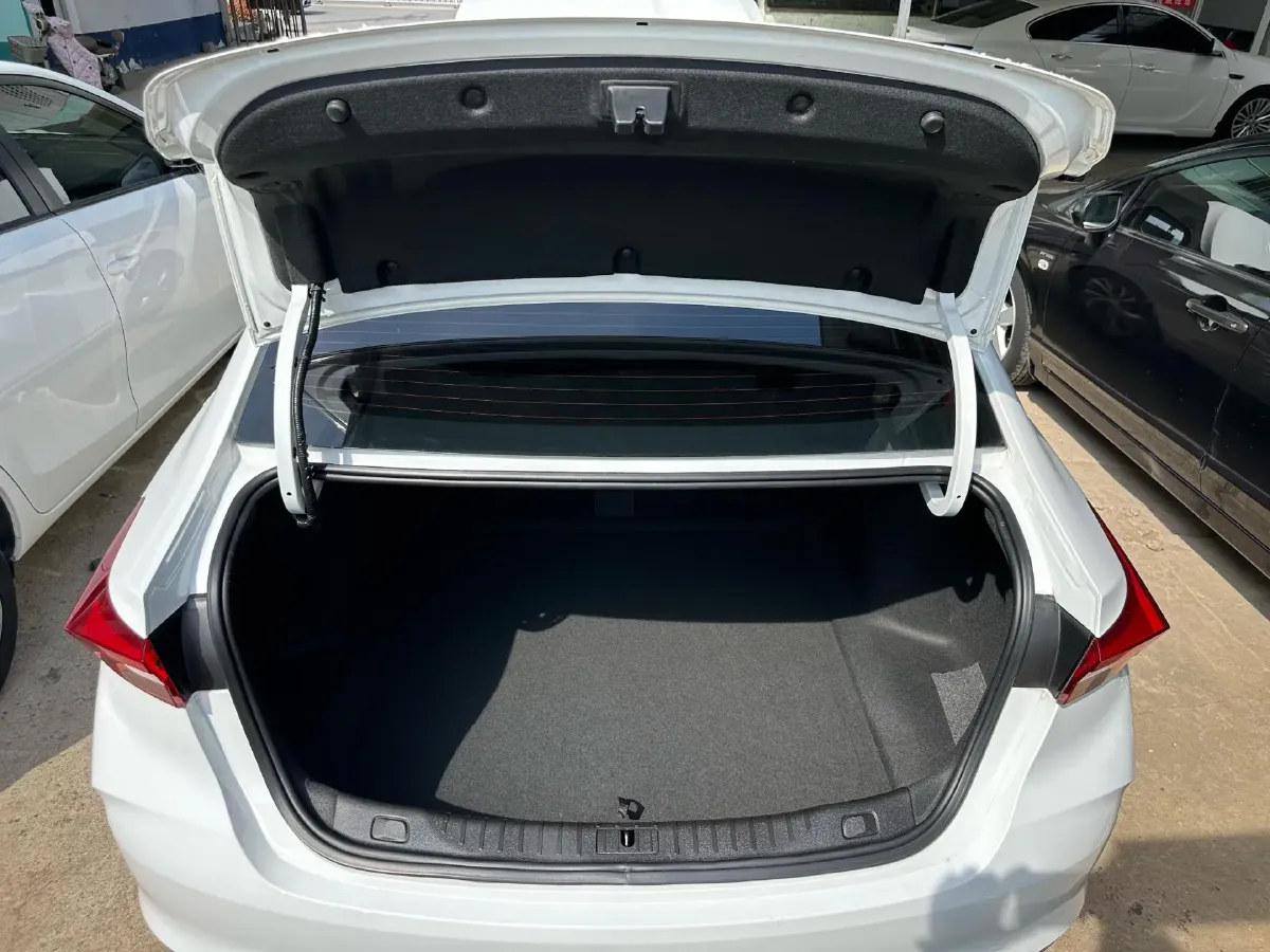 2022 Buick Verano 1.5T 184HP L4 CVT,autocango,china used car exporter,china ev exporter,chinese used car exporter,chinese used ev exporter