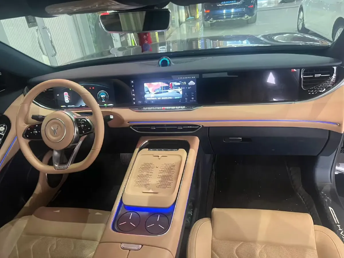 2024 Voyah FREE 1.5T 150HP L4 REEV 39.2KWH,autocango,china used car exporter,china ev exporter,chinese used car exporter,chinese used ev exporter