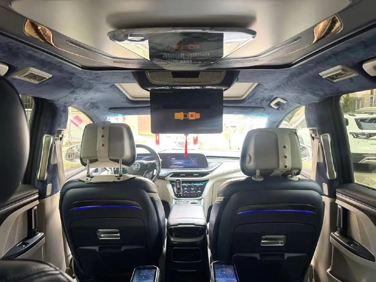 2023 Buick GL8 2.0T 237HP L4 9AT,autocango,china used car exporter,china ev exporter,chinese used car exporter,chinese used ev exporter