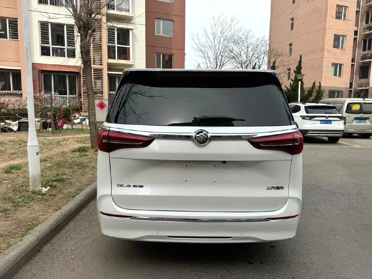 2023 Buick GL8 2.0T 237HP L4 9AT,autocango,china used car exporter,china ev exporter,chinese used car exporter,chinese used ev exporter