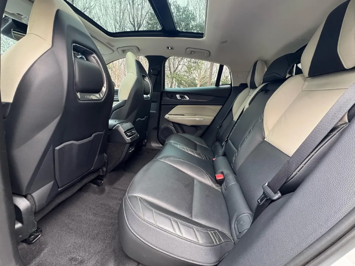 2020 LYNK&CO 05 2.0T 254HP L4 8AT,autocango,china used car exporter,china ev exporter,chinese used car exporter,chinese used ev exporter