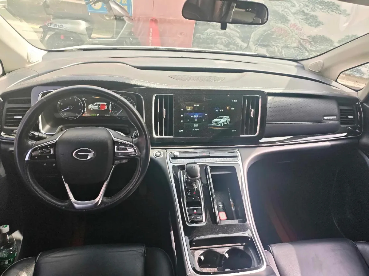 2021 GAC Trumpchi M8 2.0T 252HP L4 8AT,autocango,china used car exporter,china ev exporter,chinese used car exporter,chinese used ev exporter