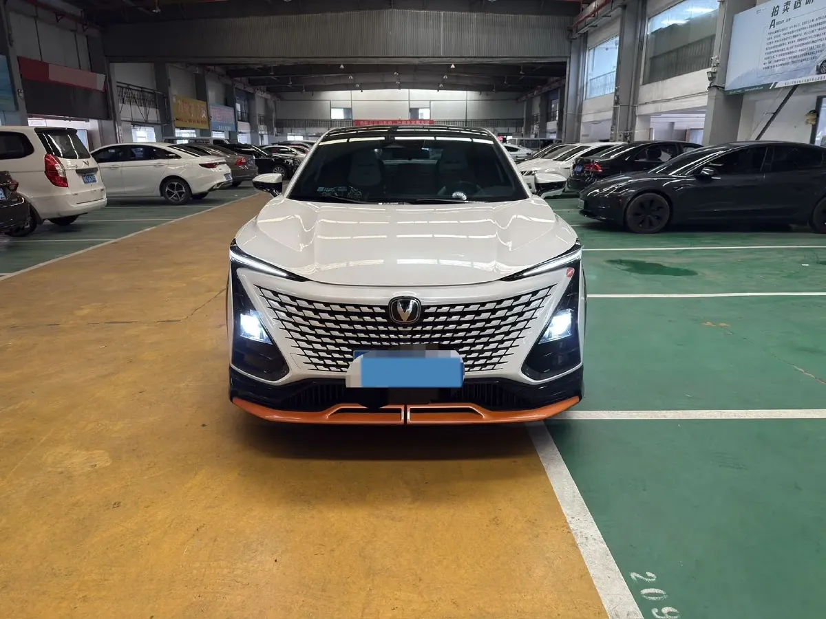 2023 ChangAn UNI-T 1.5T 188HP L4 7DCT,autocango,china used car exporter,china ev exporter,chinese used car exporter,chinese used ev exporter