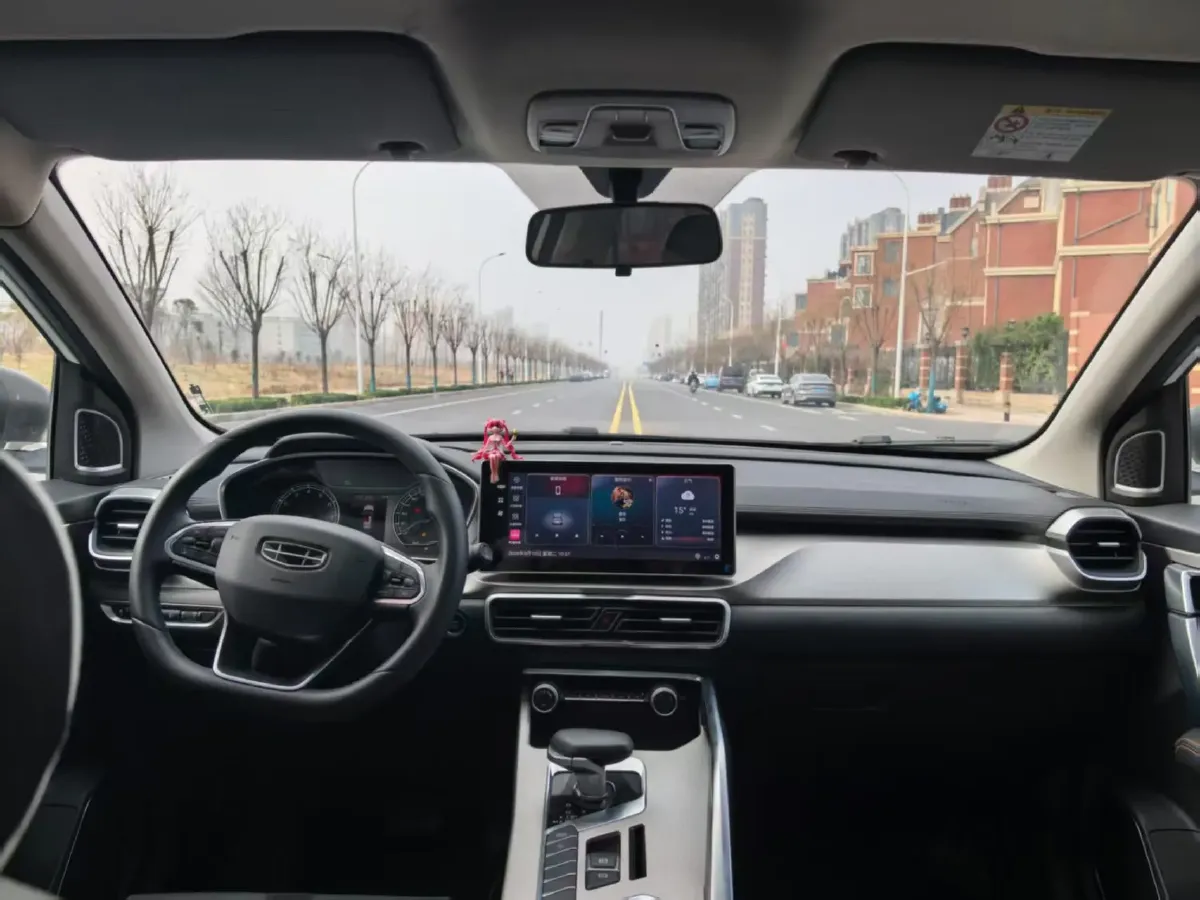 2023 Geely Coolray 1.5T 181HP L4 7DCT,autocango,china used car exporter,china ev exporter,chinese used car exporter,chinese used ev exporter