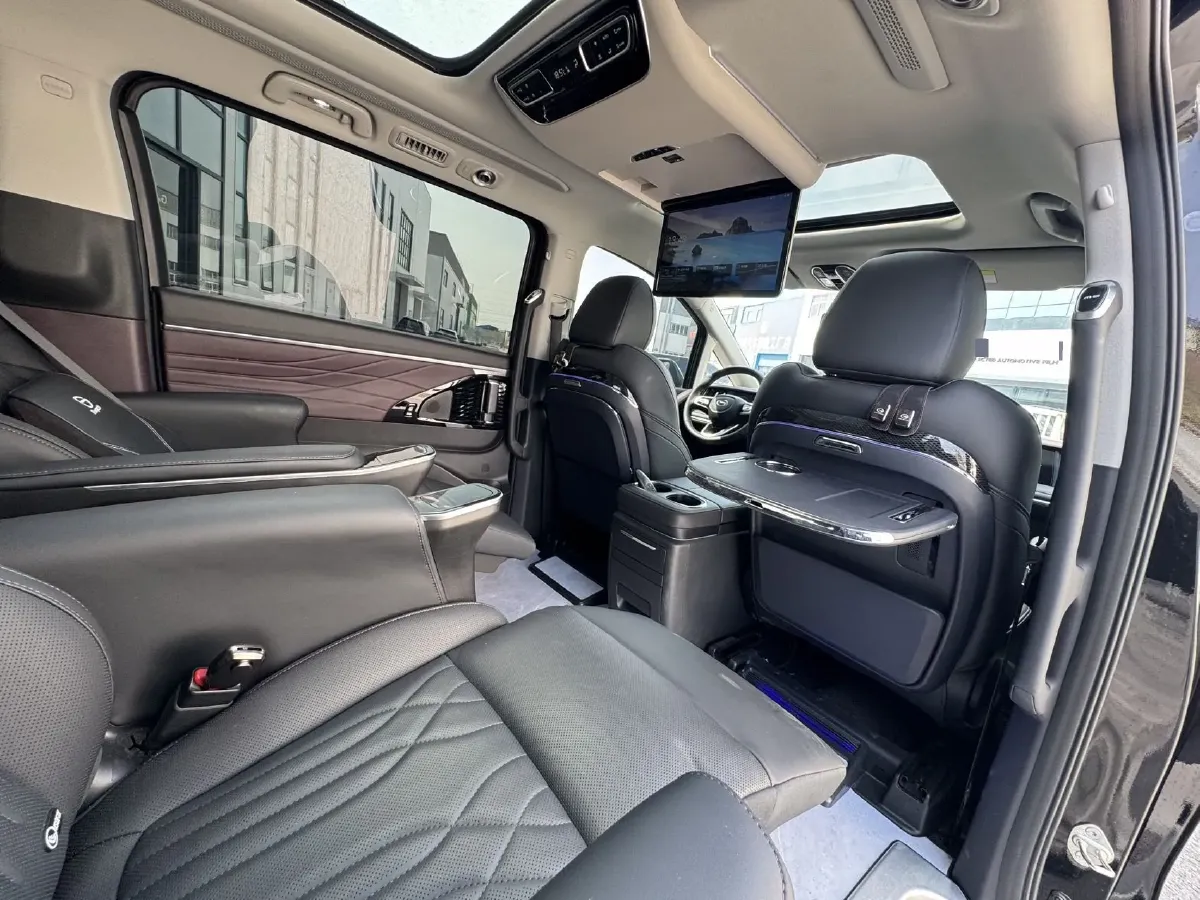 2024 GAC Trumpchi M8 2.0T 252HP L4 8AT,autocango,china used car exporter,china ev exporter,chinese used car exporter,chinese used ev exporter