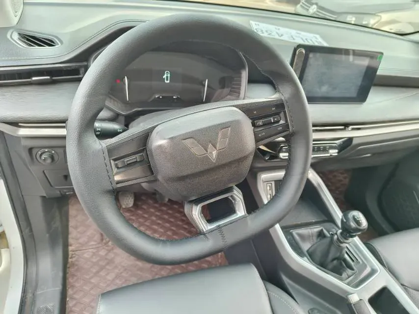 2022 WuLing KaiJie 1.5T 147HP L4 6MT,autocango,china used car exporter,china ev exporter,chinese used car exporter,chinese used ev exporter