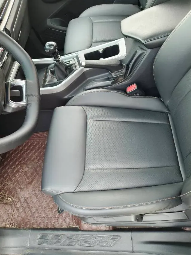 2022 WuLing KaiJie 1.5T 147HP L4 6MT,autocango,china used car exporter,china ev exporter,chinese used car exporter,chinese used ev exporter