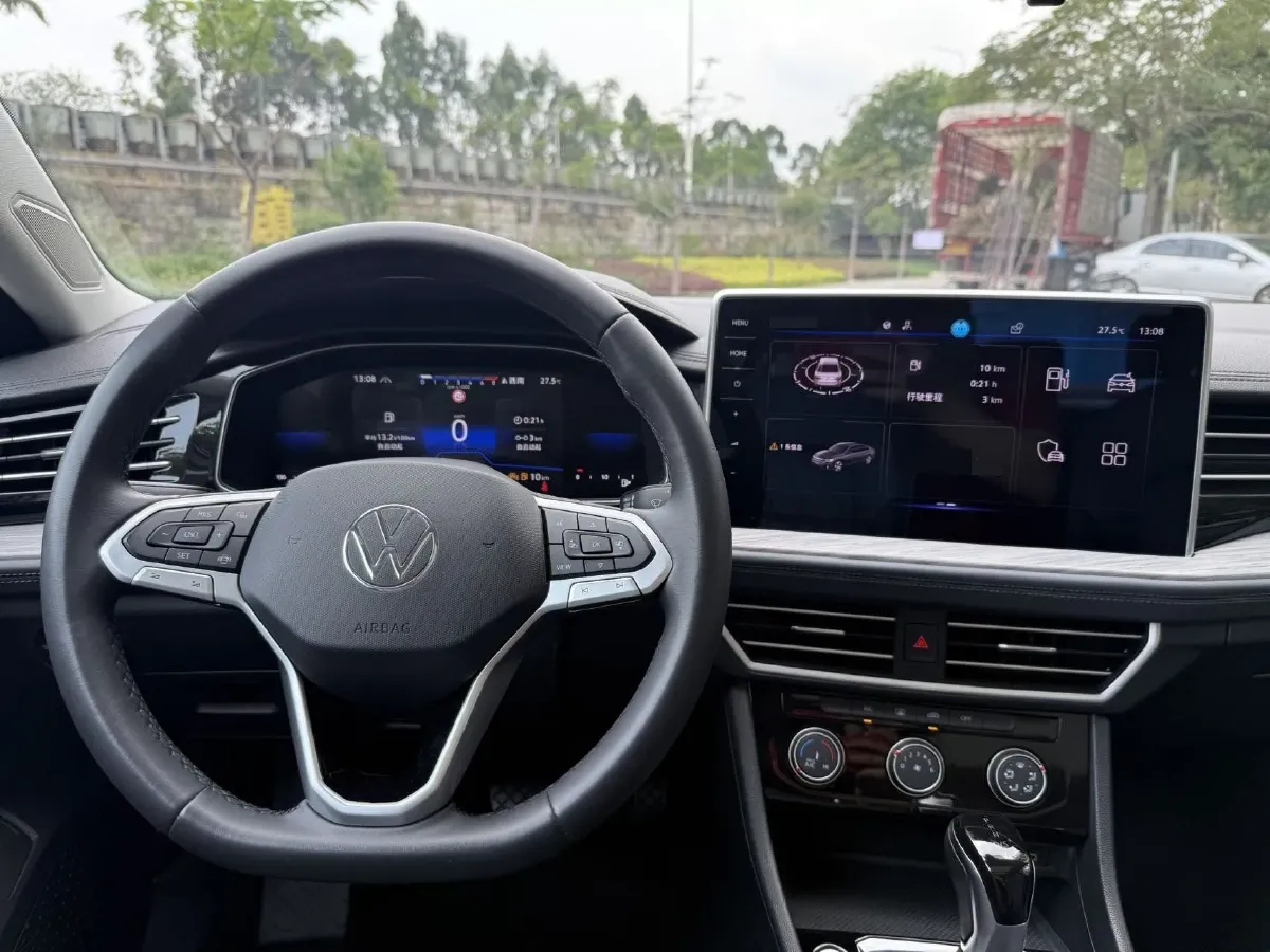 2023 Volkswagen Sagitar 1.5T 160HP L4 7DCT,autocango,china used car exporter,china ev exporter,chinese used car exporter,chinese used ev exporter