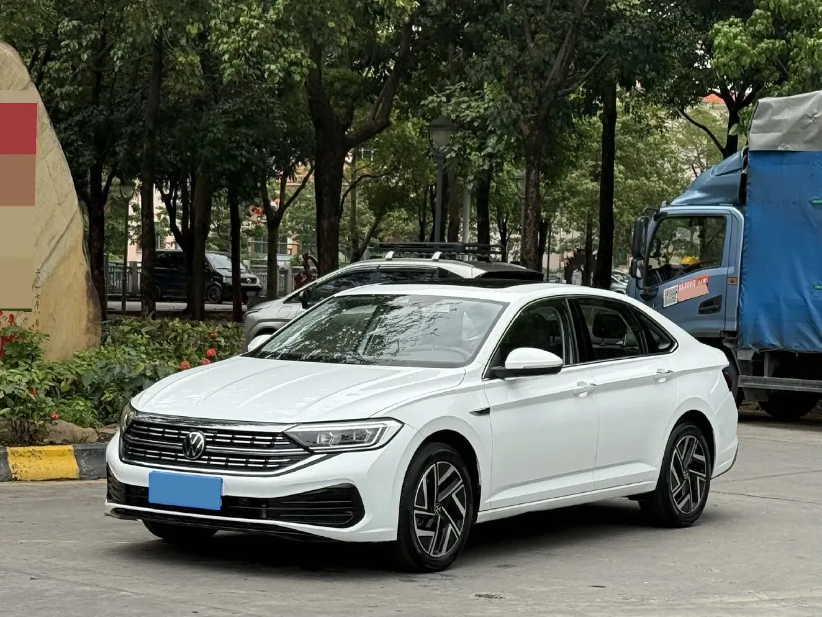 2023 Volkswagen Sagitar 1.5T 160HP L4 7DCT,autocango,china used car exporter,china ev exporter,chinese used car exporter,chinese used ev exporter