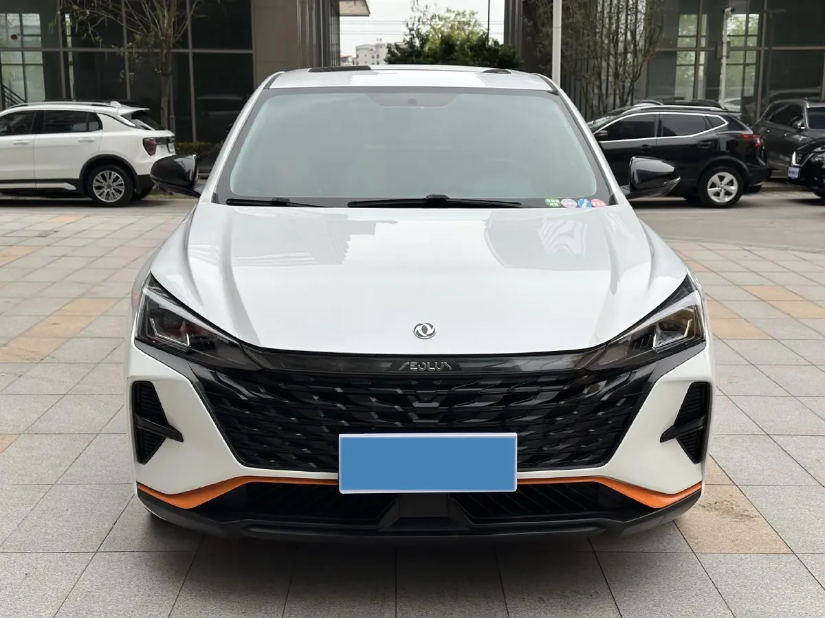 2023 DongFeng Aeolus YiXuan 1.5L 125HP L4 6DCT,autocango,china used car exporter,china ev exporter,chinese used car exporter,chinese used ev exporter
