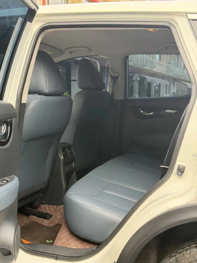 2025 Nissan Qashqai 2.0L 151HP L4 CVT,autocango,china used car exporter,china ev exporter,chinese used car exporter,chinese used ev exporter