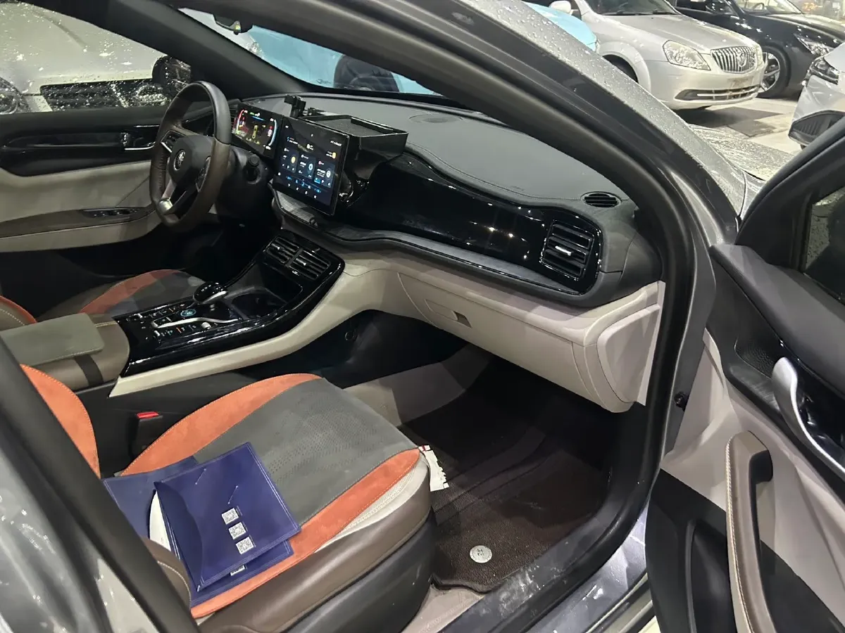 2025 BYD Qin Plus 1.5L 101HP L4 E-CVT PHEV 7.68KWH,autocango,china used car exporter,china ev exporter,chinese used car exporter,chinese used ev exporter