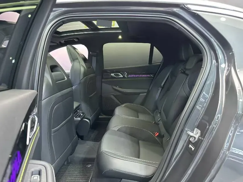 2025 LYNK&CO 03 1.5T 181HP L4 7DCT,autocango,china used car exporter,china ev exporter,chinese used car exporter,chinese used ev exporter