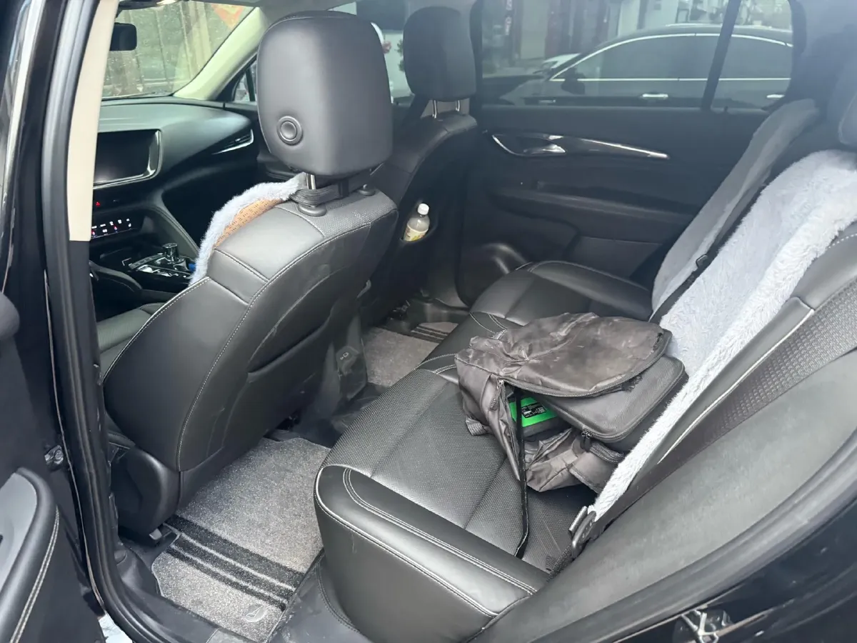 2022 Buick EnvisionPlus 2.0T 237HP L4 9AT,autocango,china used car exporter,china ev exporter,chinese used car exporter,chinese used ev exporter