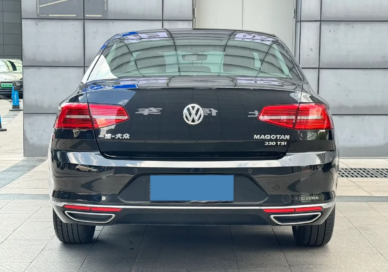2018 Volkswagen Magotan 1.8T 180HP L4 7DCT,autocango,china used car exporter,china ev exporter,chinese used car exporter,chinese used ev exporter