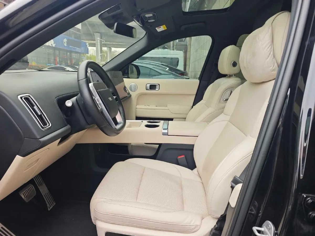 2023 Li L8 Range Extended 154HP REEV 40.9KWH,autocango,china used car exporter,china ev exporter,chinese used car exporter,chinese used ev exporter