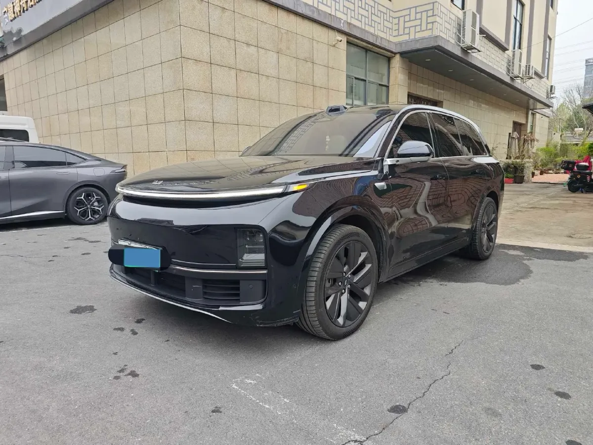 2023 Li L8 Range Extended 154HP REEV 40.9KWH,autocango,china used car exporter,china ev exporter,chinese used car exporter,chinese used ev exporter