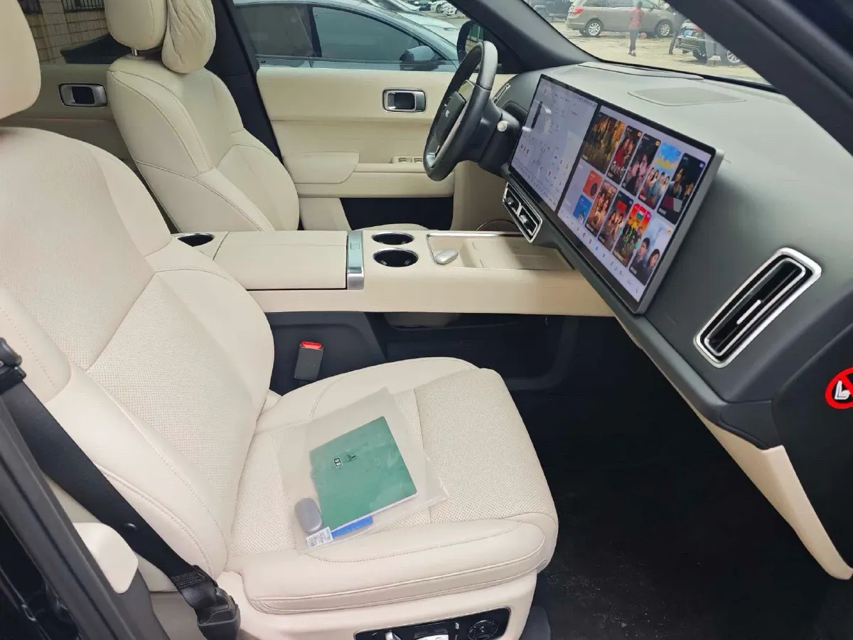 2023 Li L8 Range Extended 154HP REEV 40.9KWH,autocango,china used car exporter,china ev exporter,chinese used car exporter,chinese used ev exporter