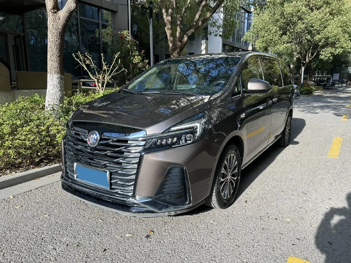 2023 Buick GL8 2.0T 237HP L4 9AT,autocango,china used car exporter,china ev exporter,chinese used car exporter,chinese used ev exporter