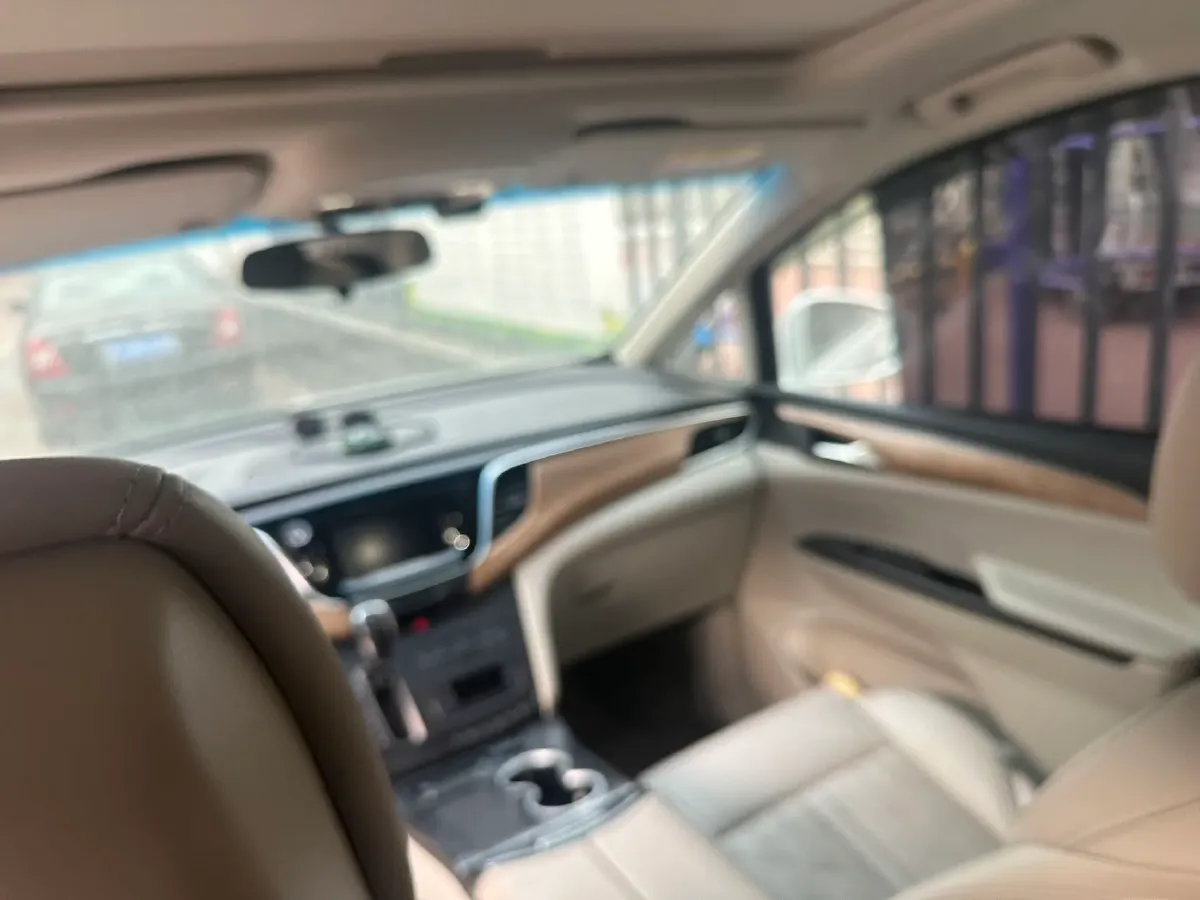 2018 Buick GL8 2.0T 260HP L4 6AT,autocango,china used car exporter,china ev exporter,chinese used car exporter,chinese used ev exporter