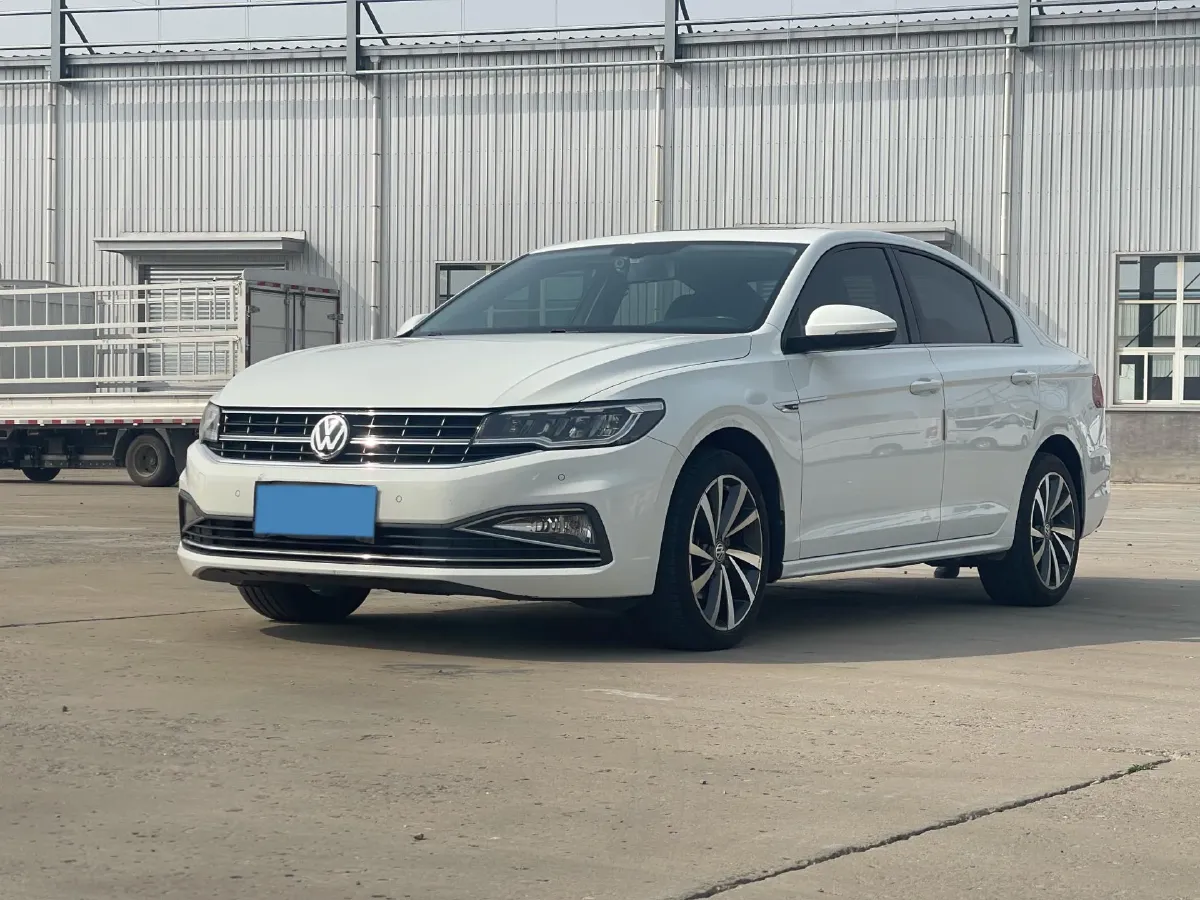 2019 Roewe RX5 MAX 2.0T 231HP L4 6DCT,autocango,china used car exporter,china ev exporter,chinese used car exporter,chinese used ev exporter