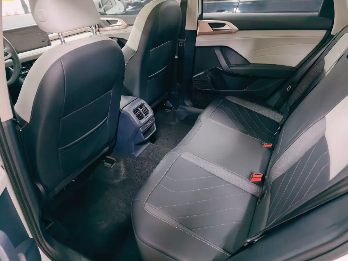 2024 Volkswagen Tharu 1.5T 160HP L4 7DCT,autocango,china used car exporter,china ev exporter,chinese used car exporter,chinese used ev exporter