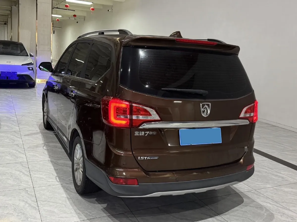 2016 BaoJun 730 1.5T 150HP L4 6MT,autocango,china used car exporter,china ev exporter,chinese used car exporter,chinese used ev exporter