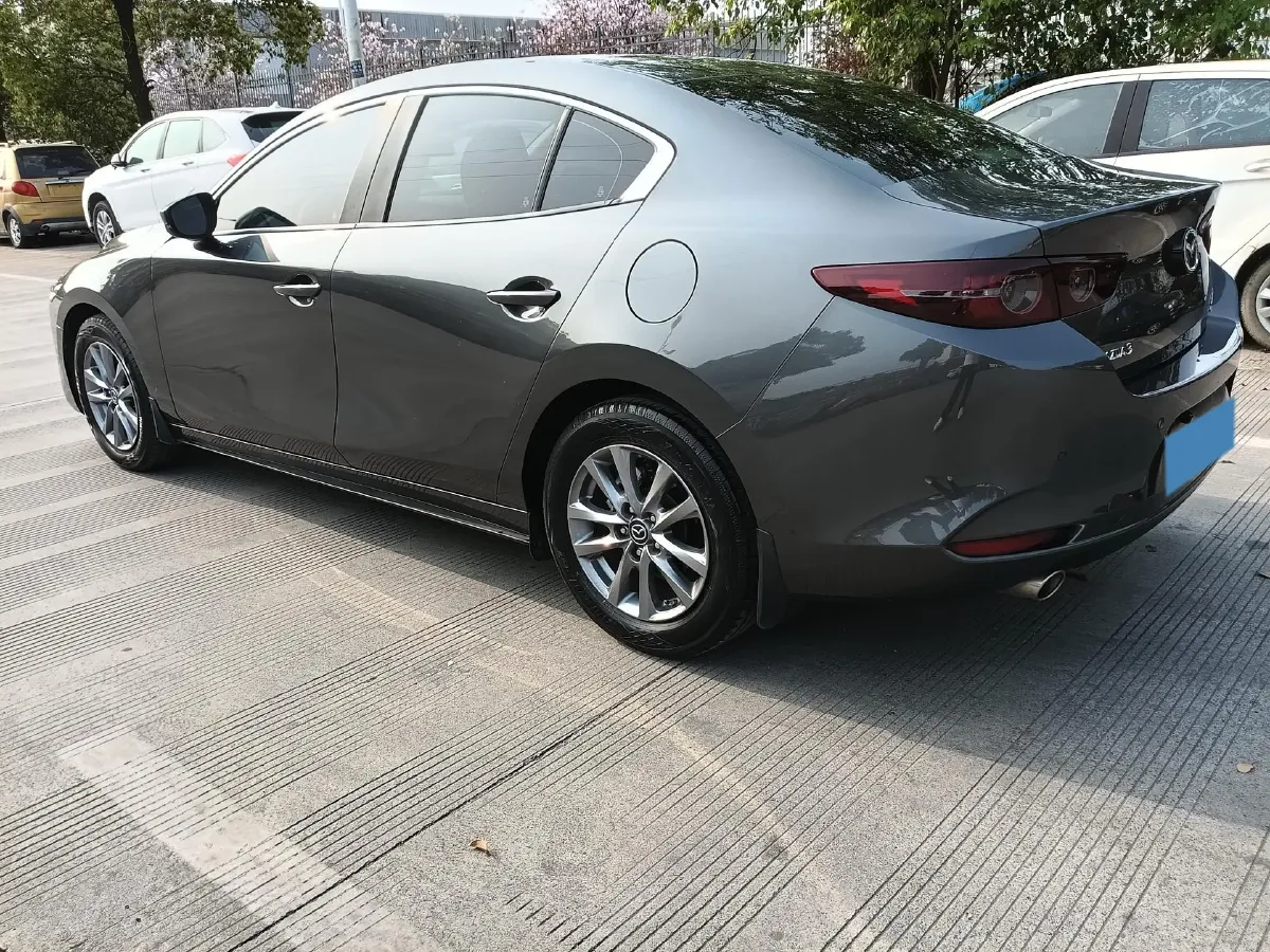 2022 Mazda 3 Axela 2.0L 158HP L4 6AT,autocango,china used car exporter,china ev exporter,chinese used car exporter,chinese used ev exporter