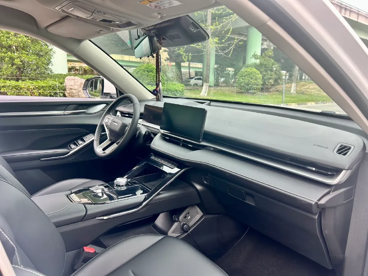 2021 Haval H6 1.5T 169HP L4 7DCT,autocango,china used car exporter,china ev exporter,chinese used car exporter,chinese used ev exporter