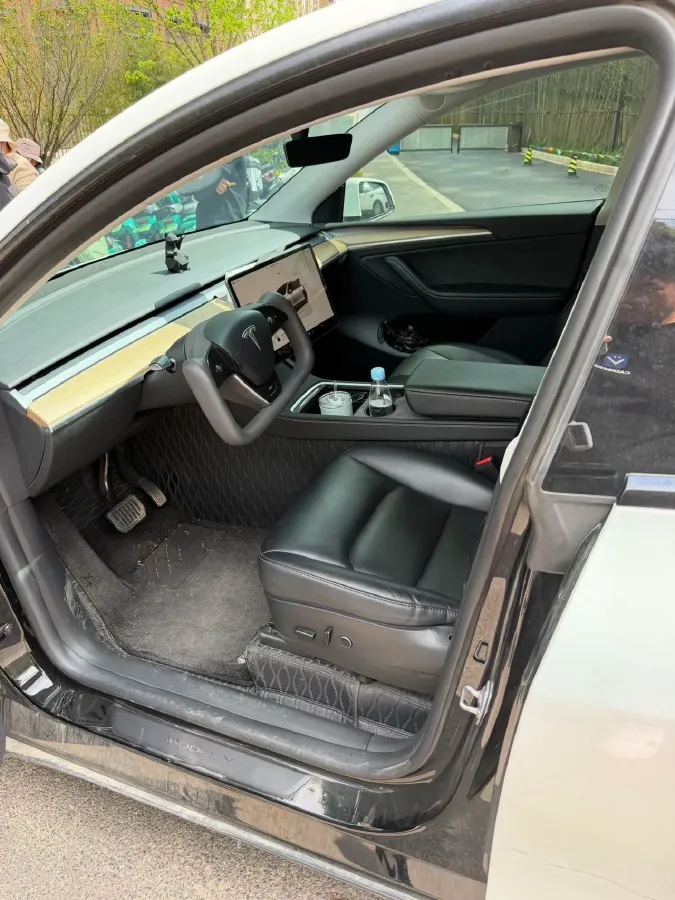 2022 Tesla Model Y BEV 60KWH,autocango,china used car exporter,china ev exporter,chinese used car exporter,chinese used ev exporter