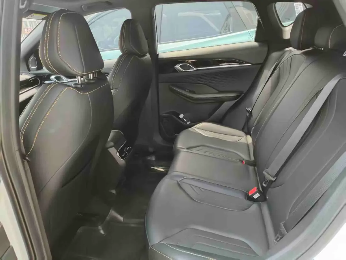 2025 Geely Coolray 1.5T 181HP L4 7DCT,autocango,china used car exporter,china ev exporter,chinese used car exporter,chinese used ev exporter