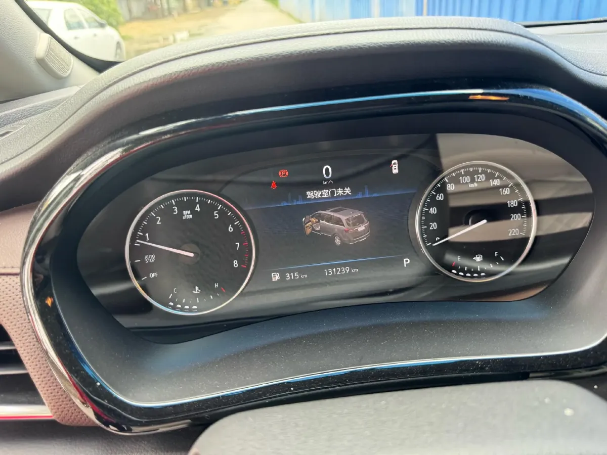 2022 Buick GL8 2.0T 237HP L4 9AT,autocango,china used car exporter,china ev exporter,chinese used car exporter,chinese used ev exporter