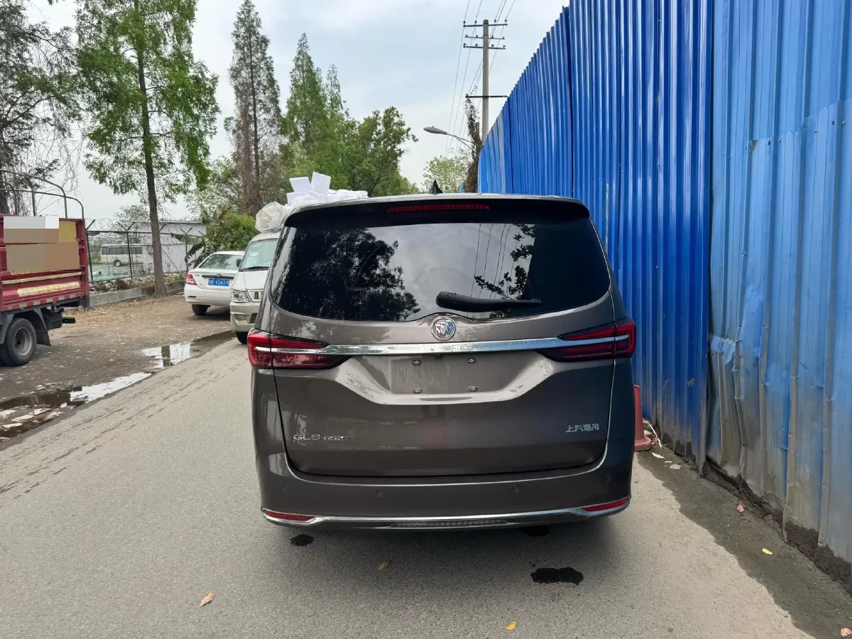 2022 Buick GL8 2.0T 237HP L4 9AT,autocango,china used car exporter,china ev exporter,chinese used car exporter,chinese used ev exporter