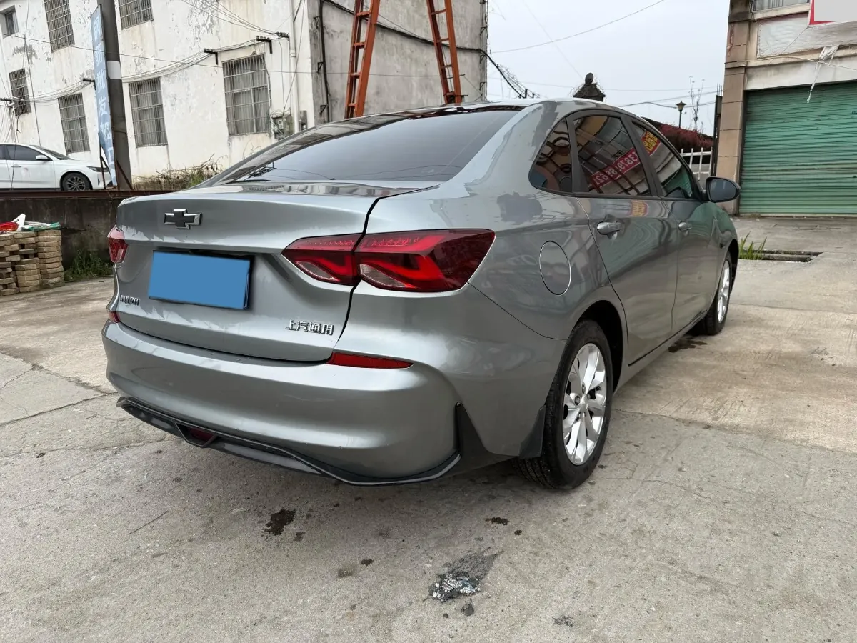 2023 Chevrolet Monza 1.5L 113HP L4 6DCT,autocango,china used car exporter,china ev exporter,chinese used car exporter,chinese used ev exporter