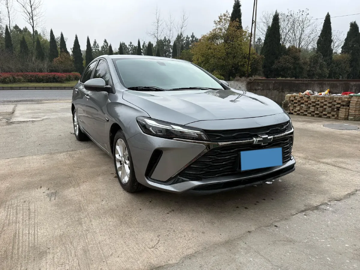 2023 Chevrolet Monza 1.5L 113HP L4 6DCT,autocango,china used car exporter,china ev exporter,chinese used car exporter,chinese used ev exporter