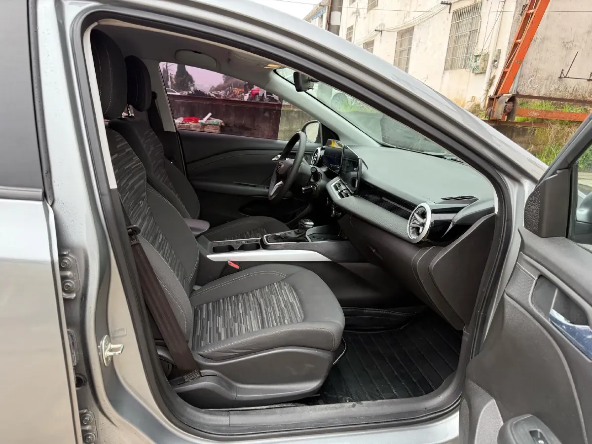 2023 Chevrolet Monza 1.5L 113HP L4 6DCT,autocango,china used car exporter,china ev exporter,chinese used car exporter,chinese used ev exporter